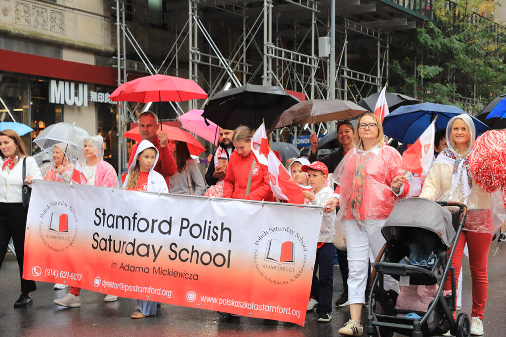 89. Parada Pułaskiego w Nowym Jorku – zespoły ludowe, Legia i Stamford