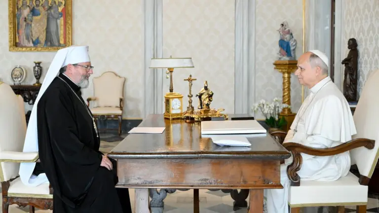 Pope ukr church meeting head